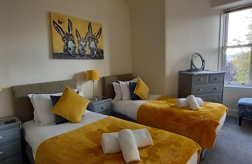 Pitlochry House | Kinnaird Country House, Pitlochry, Scotland Private Hot Tub & Pet-Friendly