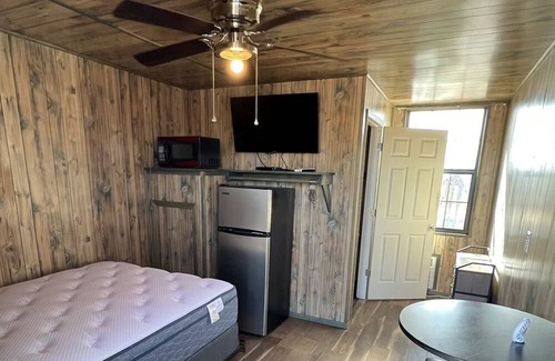 Crane Apartment | Crane, TX Efficiency Rental