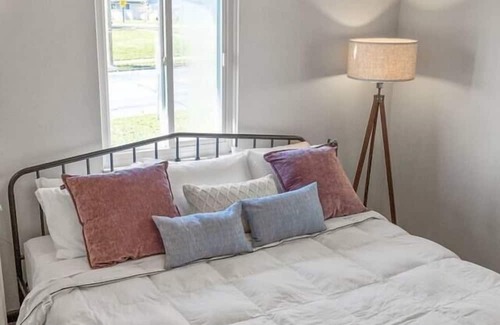 Saint Marys  Allen County House | Fun Modern House Near Downtown and Parks