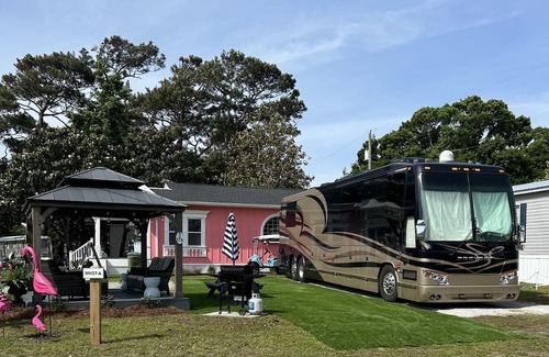 Myrtle Beach RV Rental | MH37A Extra Large RV Camping Spot, Ocean View, Steps from the Ocean