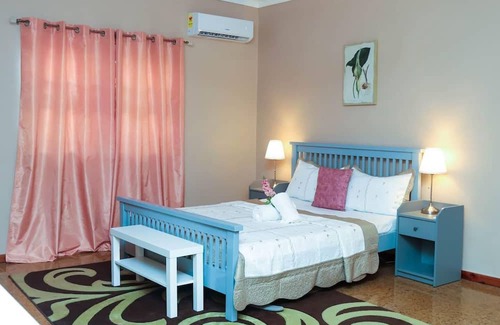 Mallam House | Captivating 4-Bed House in Accra, Ghana