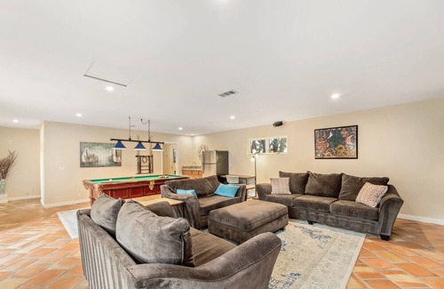 Valley Center Resort | Private Home on 9 Acres, View. Salt Water Pool & Spa. CLEAN FEE WAIVED