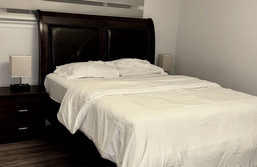 Milton House | Welcome To the Guelph Line Escapes!