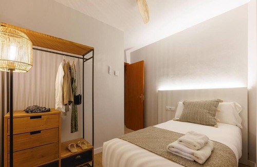Barri Vell Apartment | Bravissimo Catedral, with monumental views