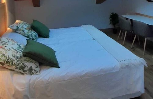 Serranillos Hotel | HOTEL CAMINO DE LAS ESTRELLAS