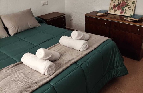 Alcaudete House | Holiday Home 'Villa Cuartelillos' with Mountain View, Private Pool and Wi-Fi