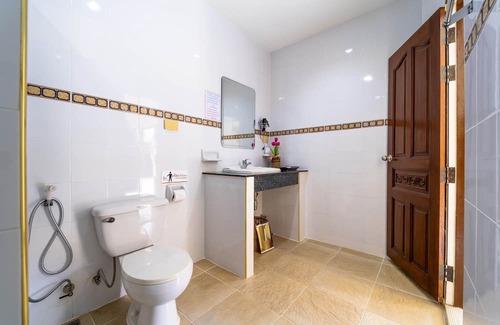 Bang Sare House | Superior Bedroom in comfy Resort -SCR6