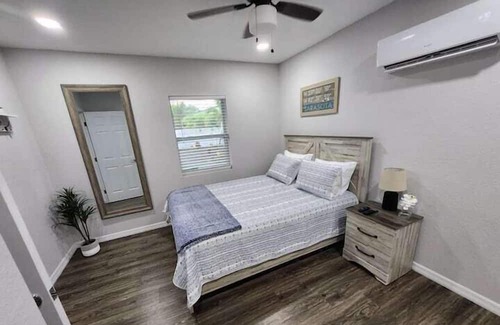 Memphis Apartment | 1 Bedroom 838225 by Houzlet