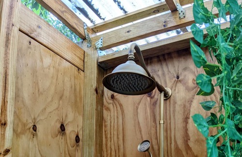 Aibonito House | ¡escapada Romántica! Glamping en Burbuja con Jacuzzi Privado Para Dos