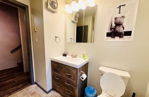 Mount Pocahontas House | Beavers Bunkhouse Spacious home w/ hot tub