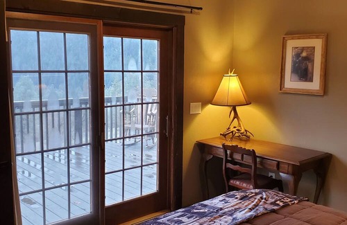 Douglas City Cabin | Private mountain cabin with easy access to the Scenic and Wild Trinity River.