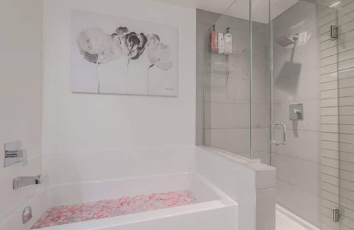 Mission District Apartment | YYC 1BR Gem | Central Location + Fast WI-FI