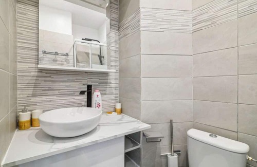 Sainte-Anne - Faubourg Noyon Apartment | Chic and comfortable studio