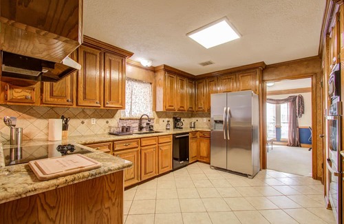 Klein House | Charming and Delightful 4 BR W/A Pool