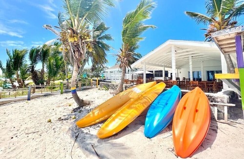 Tar Bay House | Welcome to the Exuma Palms experience!