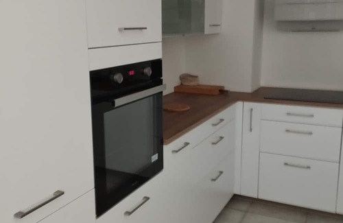 Estanove Apartment | Bright and quiet 75 m² nest in Montpellier