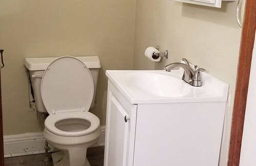 Dunbar House | Basics on a Budget