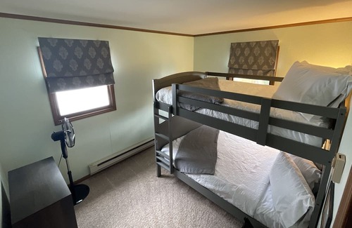 Houghton Lake Cabin | Centrally located and about 120 steps to shore. Dog Friendly!