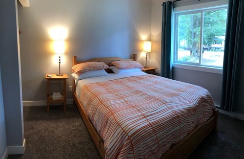 Clearwater Apartment | Stoneshire Basalt Suite for 4, walking distance to waterfalls & Dutch Lake