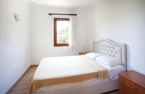 Palamutbuku Apartment | Flat w Nature View Balcony 1 min to Beach in Datca
