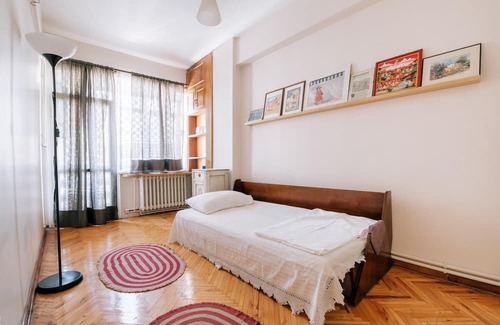 Esentepe Apartment | City View Central Flat 4 min to Zorlu Center