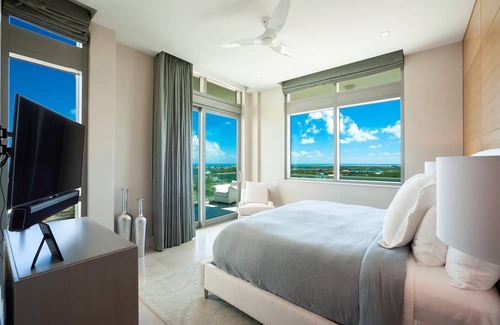 Bouvet Island Hotel | Seafire Residence S1002