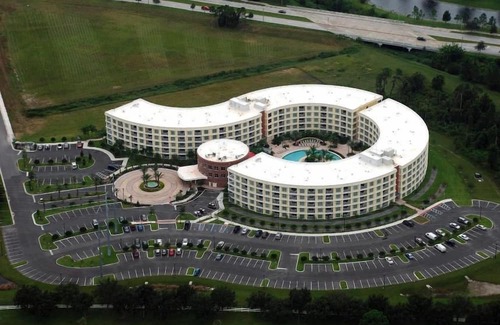 Celebration Condo | Melia Orlando at Celebration 2br suite, Monday check-in
