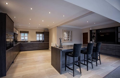 Crawcrook House | Welcome to our 5-bed, pool haven in the heart of Medburn Village, Newcastle