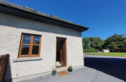 Milltownpass Cottage | Willow Cottage, the perfect countryside retreat!