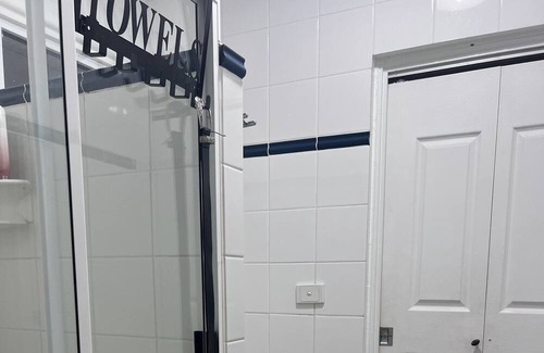 Howard Springs Apartment | Tropical Rural Darwin - 1br with private pool and private bathroom