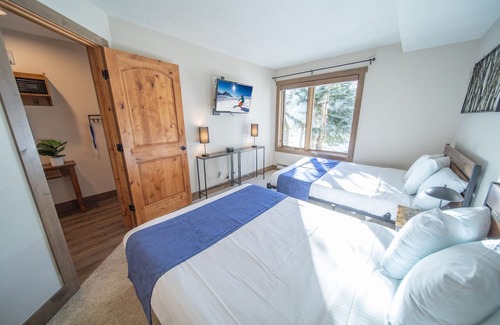 Keystone Condo | Updated 2bd condo sleeps 8! On free Shuttle route