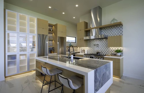 Hurricane House | Live Luxurious at Zion's Desert