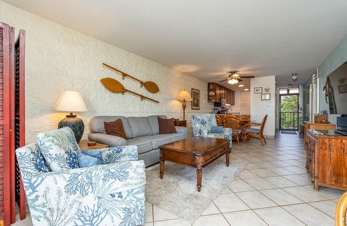 Maalaea Condo | Steps to the Sand! 2BR AC Kana'i A Nalu 305