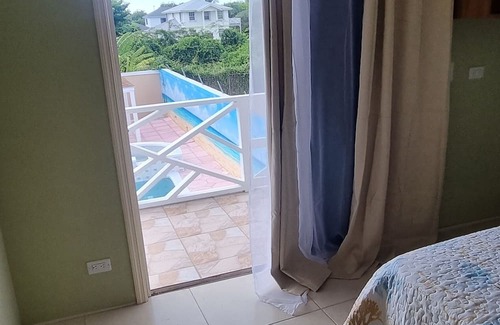 Nassau House | Tropical Haven. Your home away from home to relax and enjoy the island breeze.
