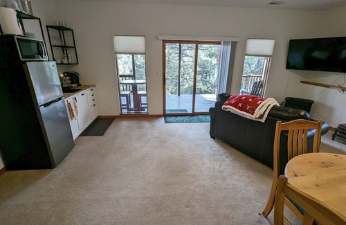 Evergreen Meadows Apartment | Park setting In-law Apartment