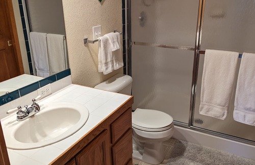 Evergreen Meadows Apartment | Park setting In-law Apartment