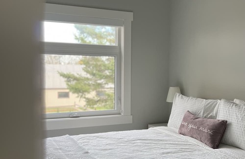 Consecon House | New, open concept home w/hot tub in PEC