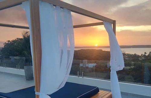 Tibau do Sul Bed & Breakfast | Scenic views, Infinity Pool + Jacuzzi