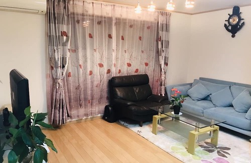 Shinkoiwa House | Private villa, 4 rooms available for 10 people! 6 minutes walk from the station