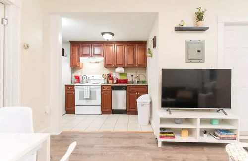Columbus Apartment | Super location ★ 2 BR Apartment ★ Walk walk walk ★