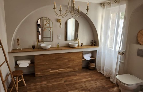 Bourges Apartment | LE ZOLA