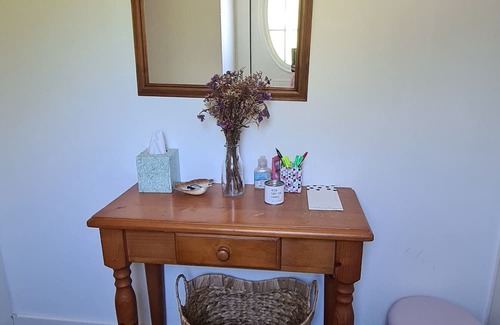 Ventry Other | Rustic 100-year old Irish farmhouse surrounded by nature