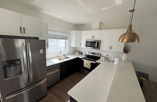 Regina House | 5 minutes walk from save on foods, starbucks and other amenities