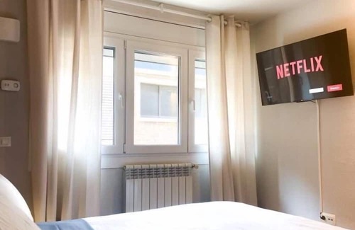 Andorra la Vella Apartment | Unbeatably central! 6Pax+PK