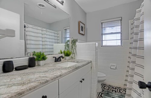 Jacksonville House | Ideal 3BR for Work Stays and Home Transition