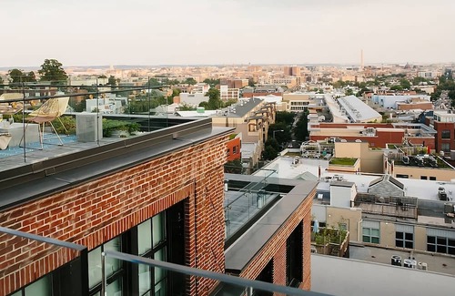 Adams Morgan House | Arts & Comfort, DC Suite Haven, Stylish Experience, 2 Chic Units!