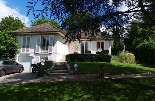 Maule Villa | Homerez - Spacious villa for 8 ppl. with swimming-pool at Maule
