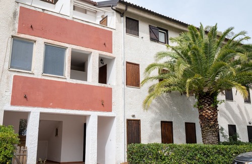 Falerna Apartment | Holiday Apartment "Trilocale 37 Residence La Giungla" with Sea View, Shared Pool & Wi-Fi