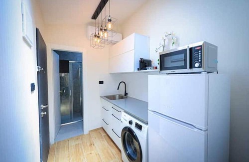 Jerusalem City Centre Apartment | Betsalel accommodation