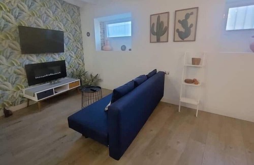 Zaragoza Old Town Apartment | The Cellar of Reconquista